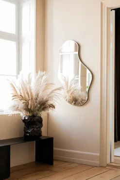 Ferm Living Pond spiegel large, Dark chrome< Wandspiegels