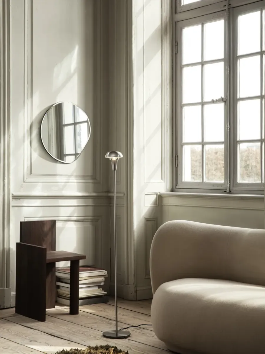 Ferm Living Pond spiegel, Small dark chrome< Wandspiegels
