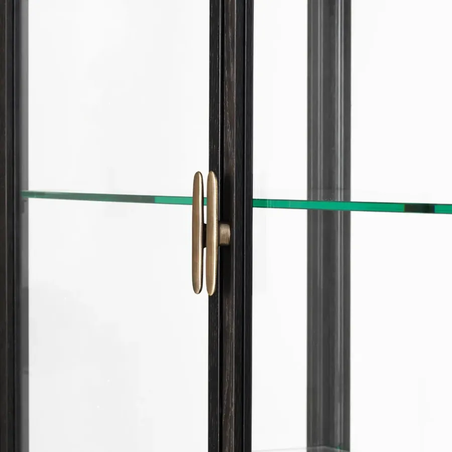 GUBI Private vitrinekast, glas, bruin-zwartgebeitst eikenhout< Kasten & Vitrines