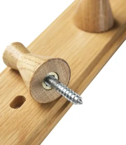 FDB Møbler Q3 Allé kroklist 5 haken, Oak nature lacquered< Haken & Hangers