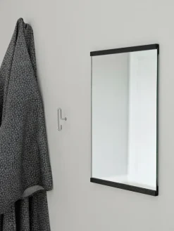 MOEBE Rechthoekige wandspiegel 30x40 cm, Black< Wandspiegels