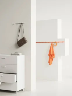 Relief hakenrek small 41 cm, Wit< Haken & Hangers