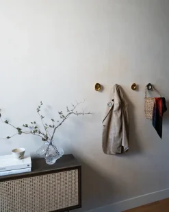 Hein Studio Ripple no. 02 grote knop, Brass< Haken & Hangers