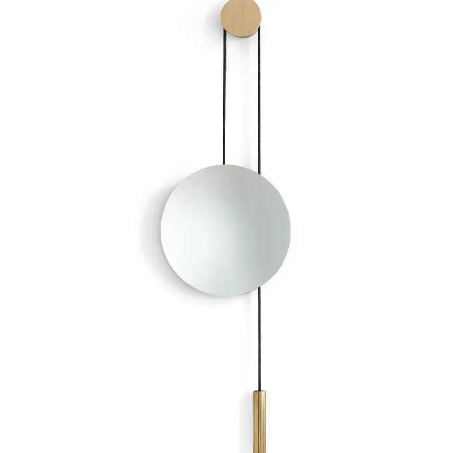 New Works Rise and Shine spiegel, Natural oak-brass weight< Ronde Spiegels|Wandspiegels