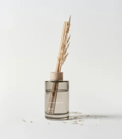 Skandinavisk Ro geurstokjes, 200 ml< Geurkaarsen & Aroma Diffusers