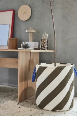 OYOY Sakki opbergmand 54 cm, Choko< Opbergmanden