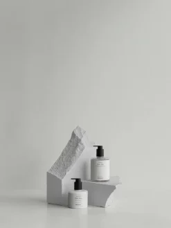 Blomus Satomi handzeep 500 ml, Fuji tea< Zeep & Crèmes