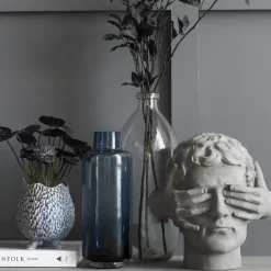 Lene Bjerre Serafina hoofd 30 cm, Monument grey (grijs)< Sculpturen & Porseleinen Beelden
