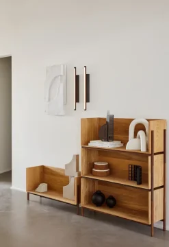 Kristina Dam Studio Serif Relief wanddecoratie M, Offwhite< Wanddecoraties