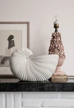 Ferm Living Shell pot, Off white< Bloempotten