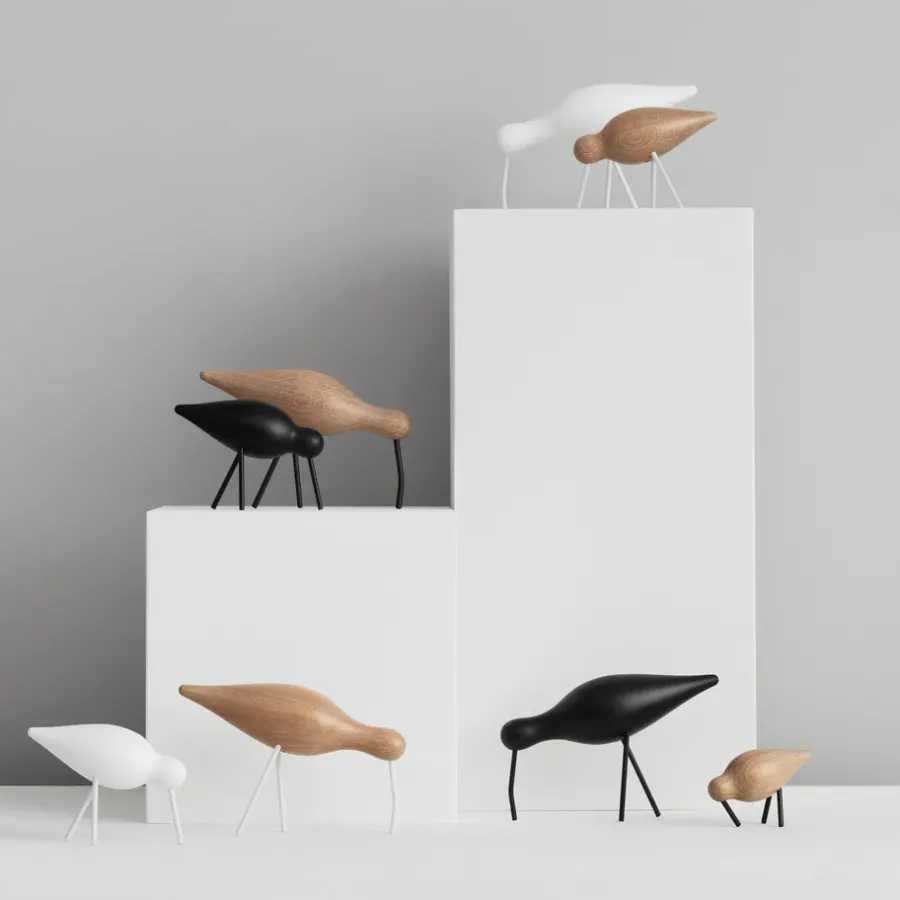 Normann Copenhagen Shorebird eikenhout-wit, middel< Houten Beelden