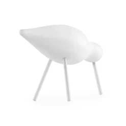 Normann Copenhagen Shorebird wit, middel< Houten Beelden