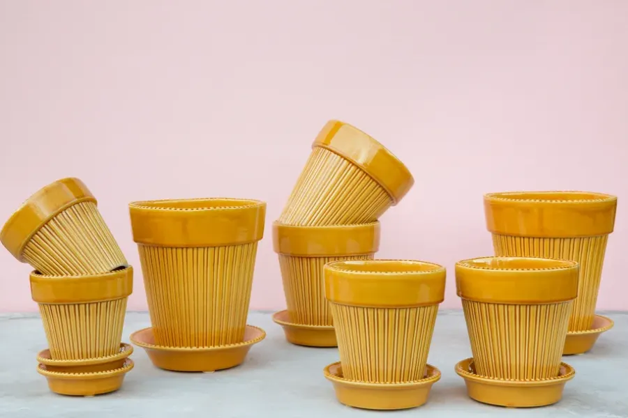 Bergs Potter Simona bloempot geglazuurd Ø18 cm, Yellow< Bloempotten