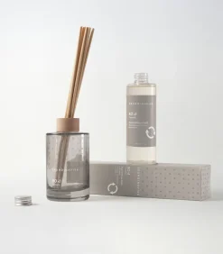 Skandinavisk refill voor geurstokjes 200 ml, Ro< Geurkaarsen & Aroma Diffusers
