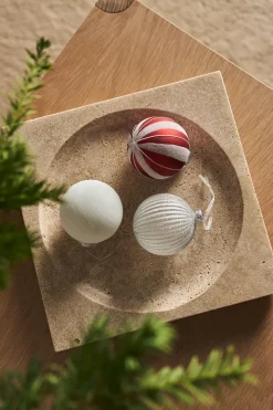 Scandi Living Snowing kerstballen 6-pack, White< Kerstdecoraties