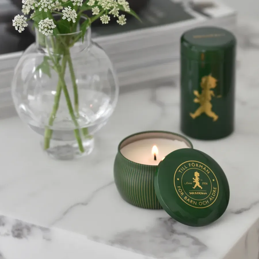 Solstickan Design Solstickan cadeaubox geurkaarsen + luciferdoosje, Groen-geurkaars dennenbos< Geurkaarsen & Aroma Diffusers