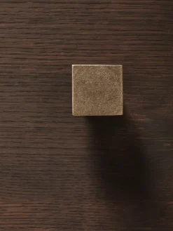 Ferm Living Square haak large, Casted brass< Haken & Hangers