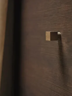Ferm Living Square haak small, Casted brass< Haken & Hangers