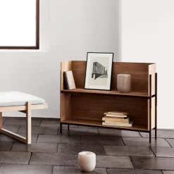 Kristina Dam Studio Stack plank, oak, single, donkergeoliede walnoothouten poten< Planken & Planksystemen