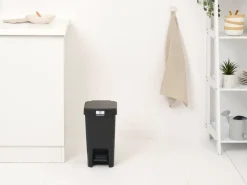 Brabantia StepUp pedaalemmer 10 L, Donkergrijs< Pedaalemmers