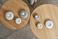 Scandi Living Stone waxinelichtjeshouder Ø9 cm, Grijs< Kaarsenhouders & Kaarsenborden
