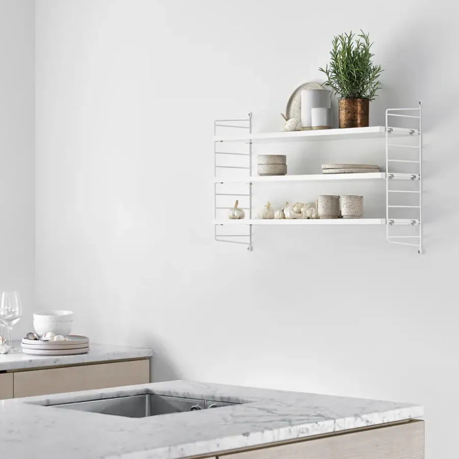 String Pocket boekenplank wit, wit< Planken & Planksystemen