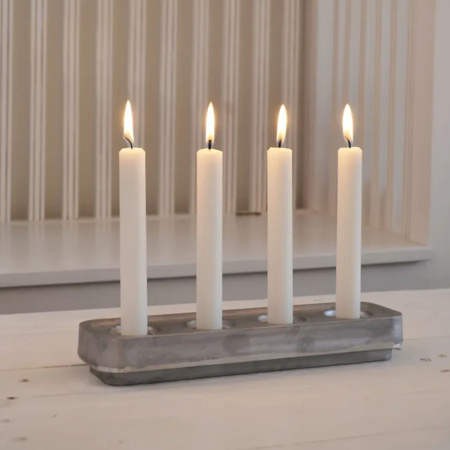 Born In Sweden Stumpastaken kaarsenhouder lang, 8,5 x 29,5 cm.< Adventskandelaars & -Kaarsen