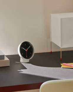 HAY Table Clock wand-/tafelklok, White​< Tafelklokken