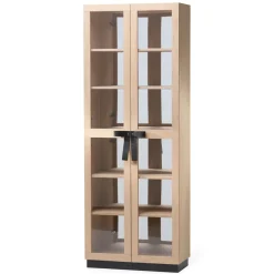 A2 The Bow vitrinekast, Witgeolied eikenhout< Kasten & Vitrines
