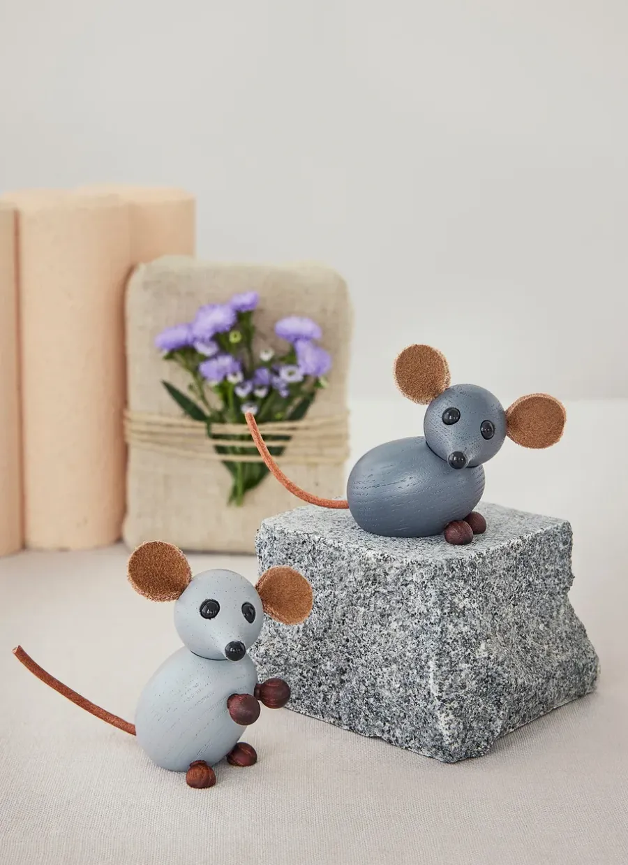 Spring Copenhagen The farm mouse decoratie 7 cm, Grijs< Houten Beelden