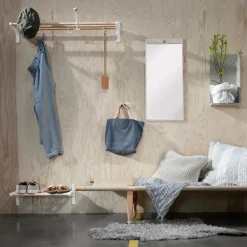 Essem Design Tillbakablick rechthoekige spiegel, berkenhout< Wandspiegels