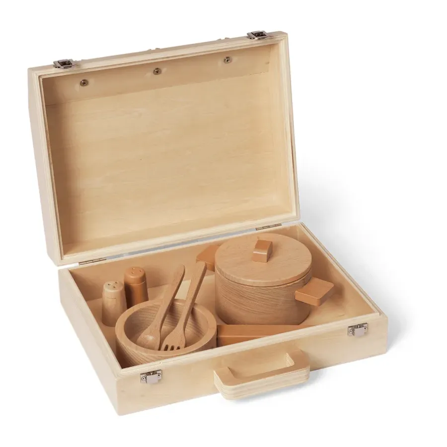 Ferm Living Toro Suitcase Kitchen kookset voor kinderen, Natural< Kinderkamer Interieuraccessoires|Kinderkamer Interieuraccessoires