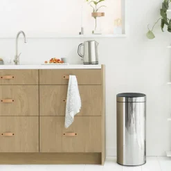 Brabantia Touch Bin prullenbak 30 liter, staal glanzend< Pedaalemmers