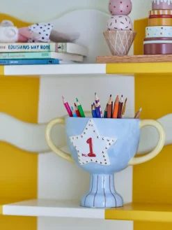 Bloomingville Trophy pot 23x16 cm, Blauw< Kinderkamer Interieuraccessoires|Kinderkamer Interieuraccessoires