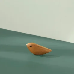 Warm Nordic Twirling Bird decoratie S, Teak< Houten Beelden