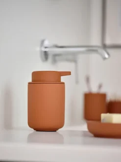 Zone Denmark Ume zeepdispenser, Terracotta< Zeepdispensers & Zeepschaaltjes