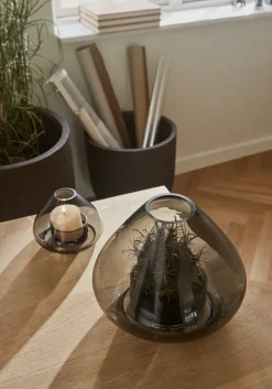 AYTM Uno lantaarn-vaas 21 cm, Zwart< Kaarsenhouders & Kaarsenborden