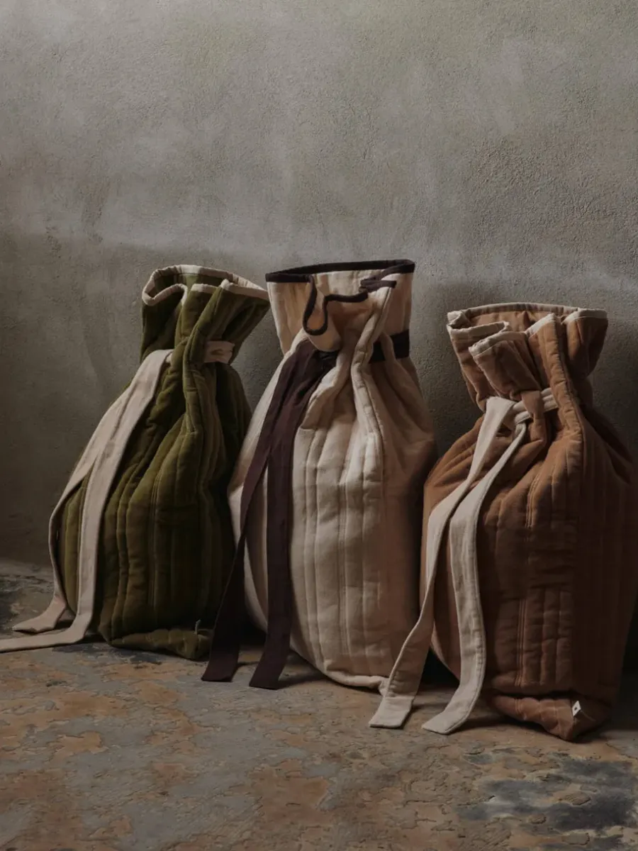 Ferm Living Vari quilted zak 50x70 cm, Velvet-khaki< Kerstdecoraties