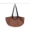 HAY Weekend Bag No 2 tas S 26x56 cm, Milk chocolate< Opbergmanden