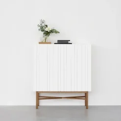 A2 White Cabinet kastje, eikenhout< Kasten & Vitrines