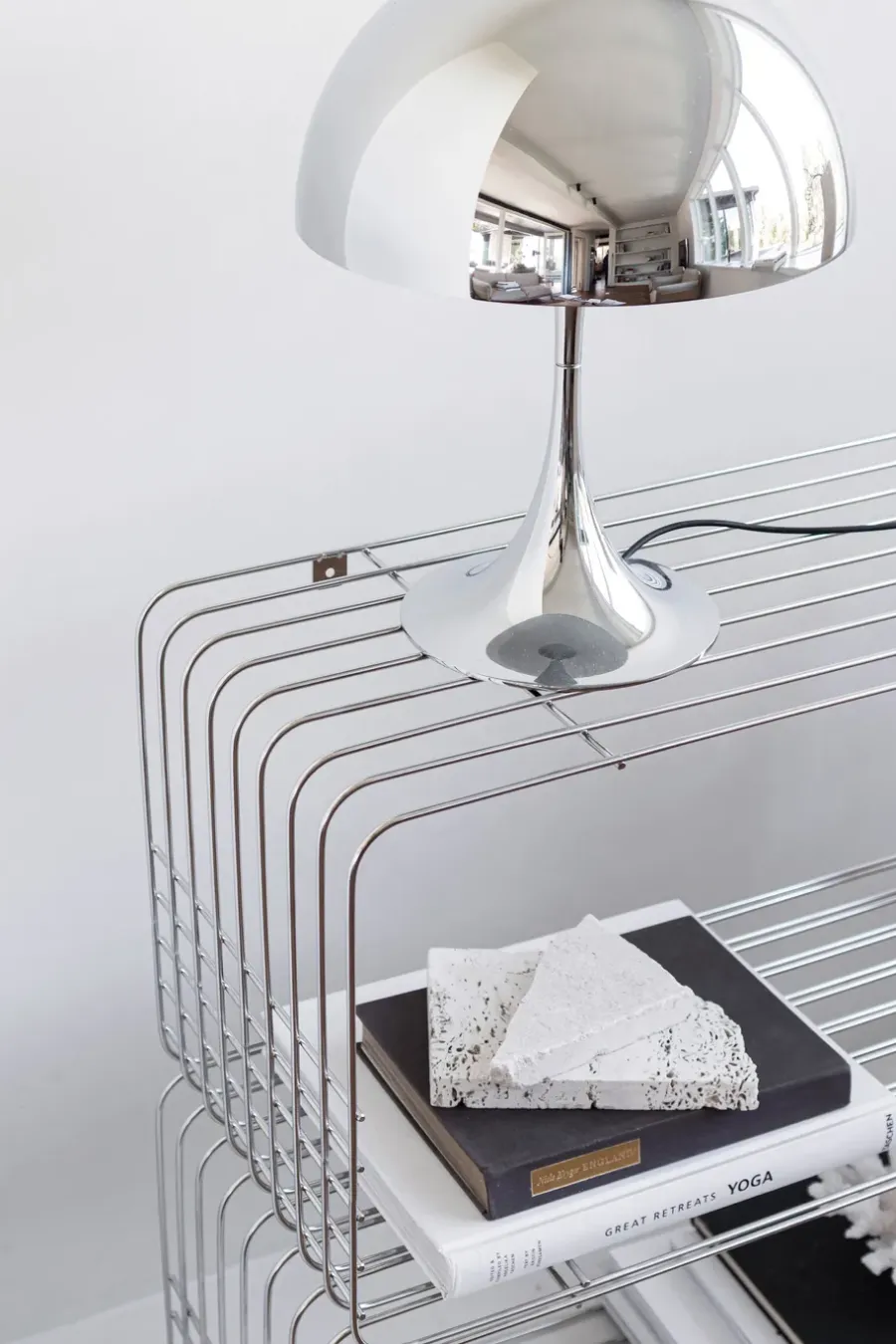 Mette Ditmer Wire wandrek, Chrome, 31x70x26 cm< Planken & Planksystemen