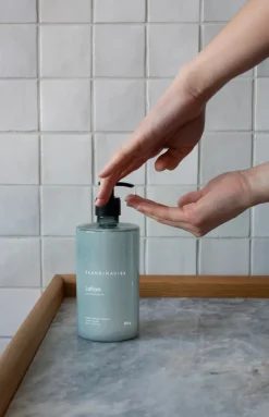 Skandinavisk ØY hand & body lotion, 500 ml< Zeep & Crèmes