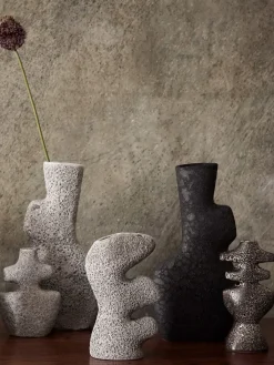 Ferm Living Yara vaas large, Rustiek IJzer< Vazen