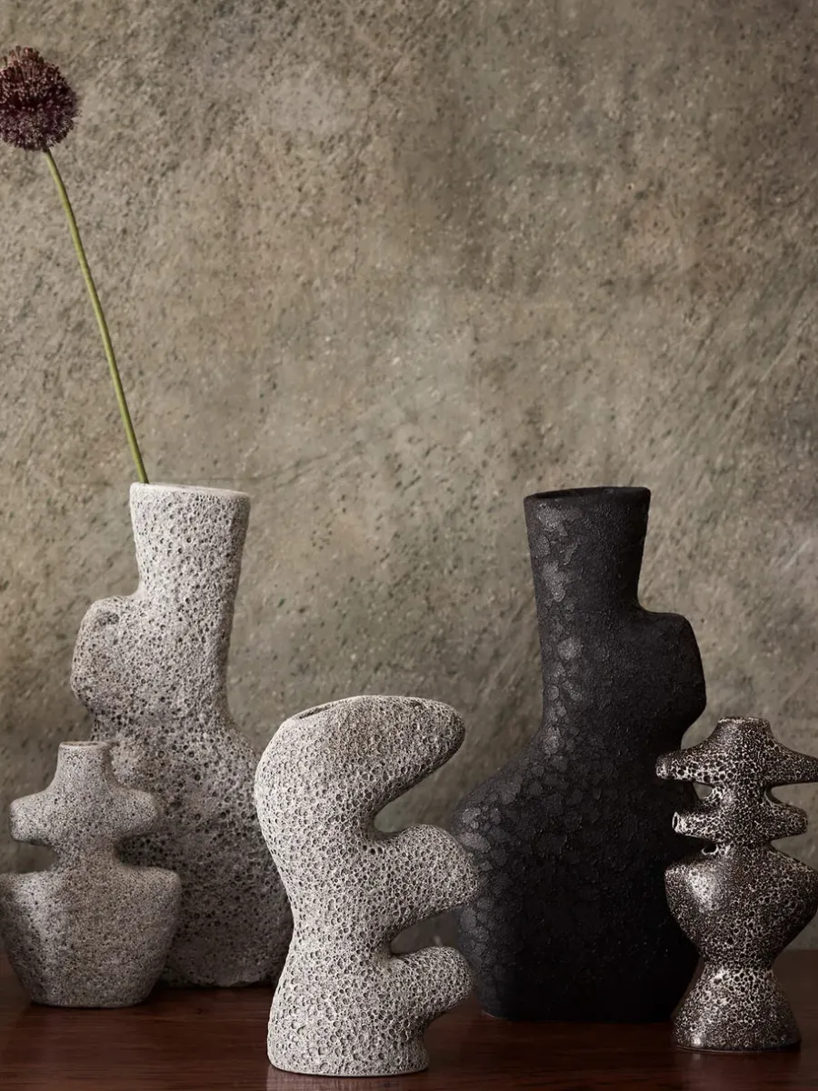 Ferm Living Yara vaas large, Rustiek IJzer< Vazen